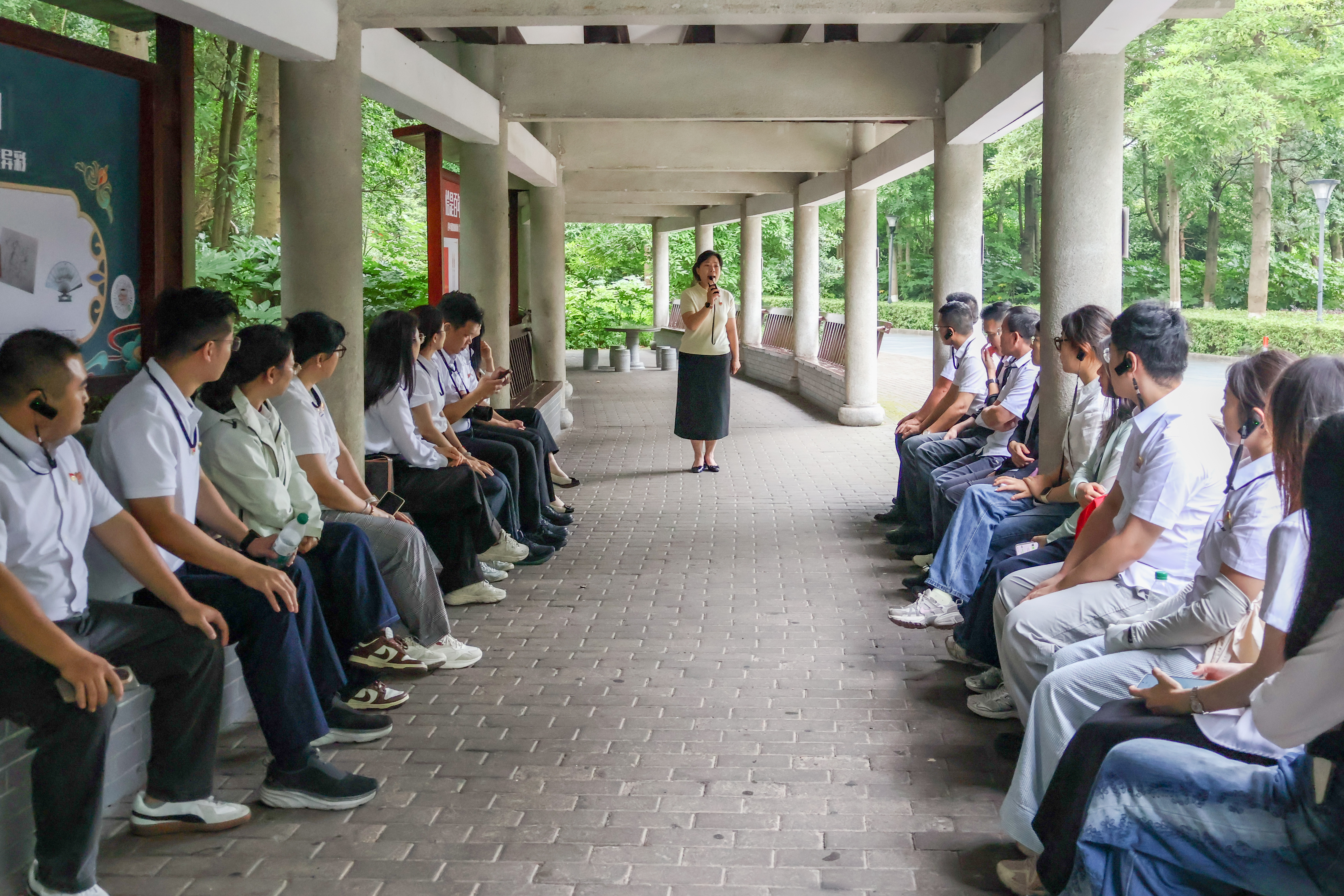 现场教学《上屋场的心灵叩问》.jpg